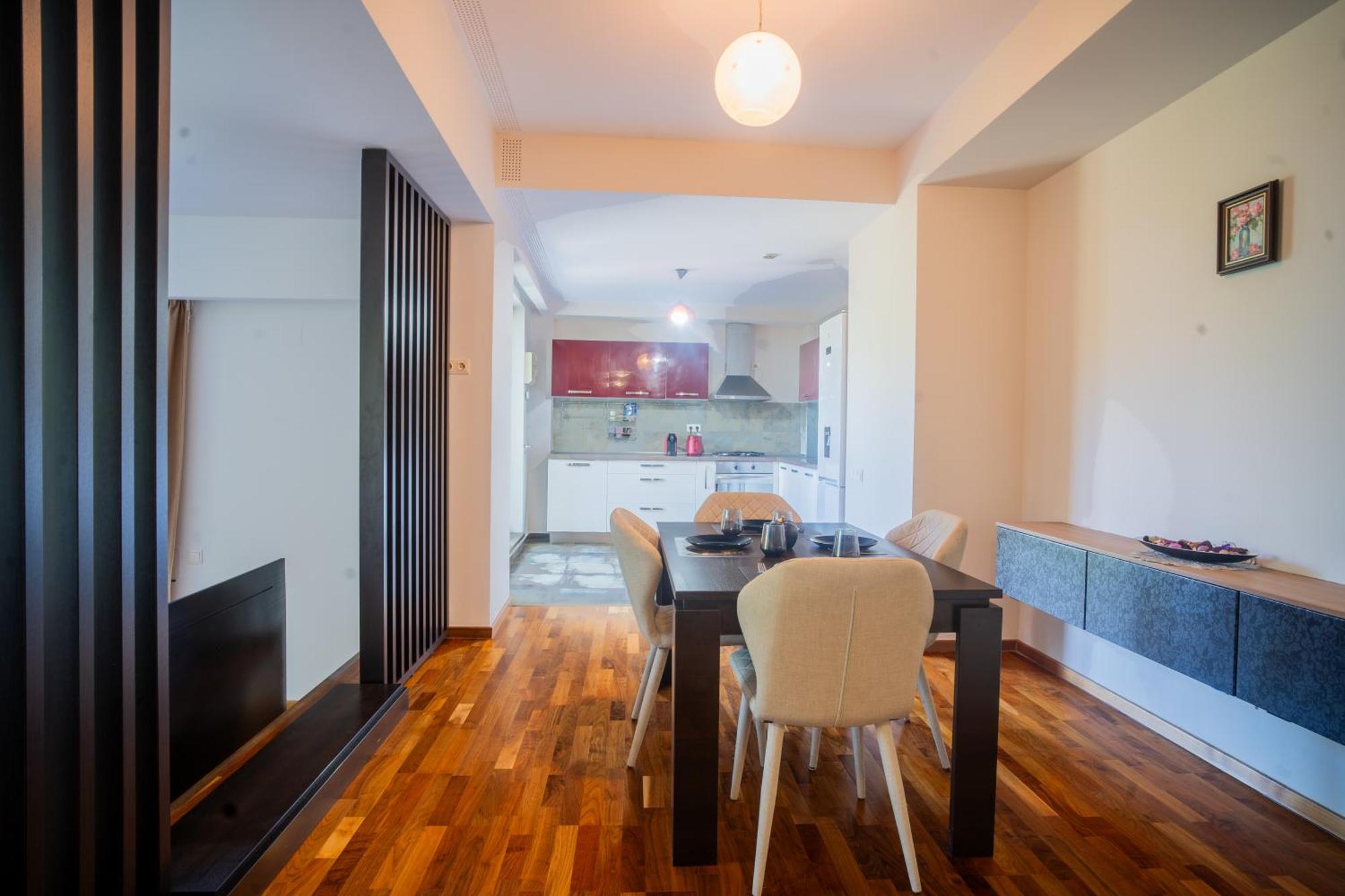 Appartement With A View 2